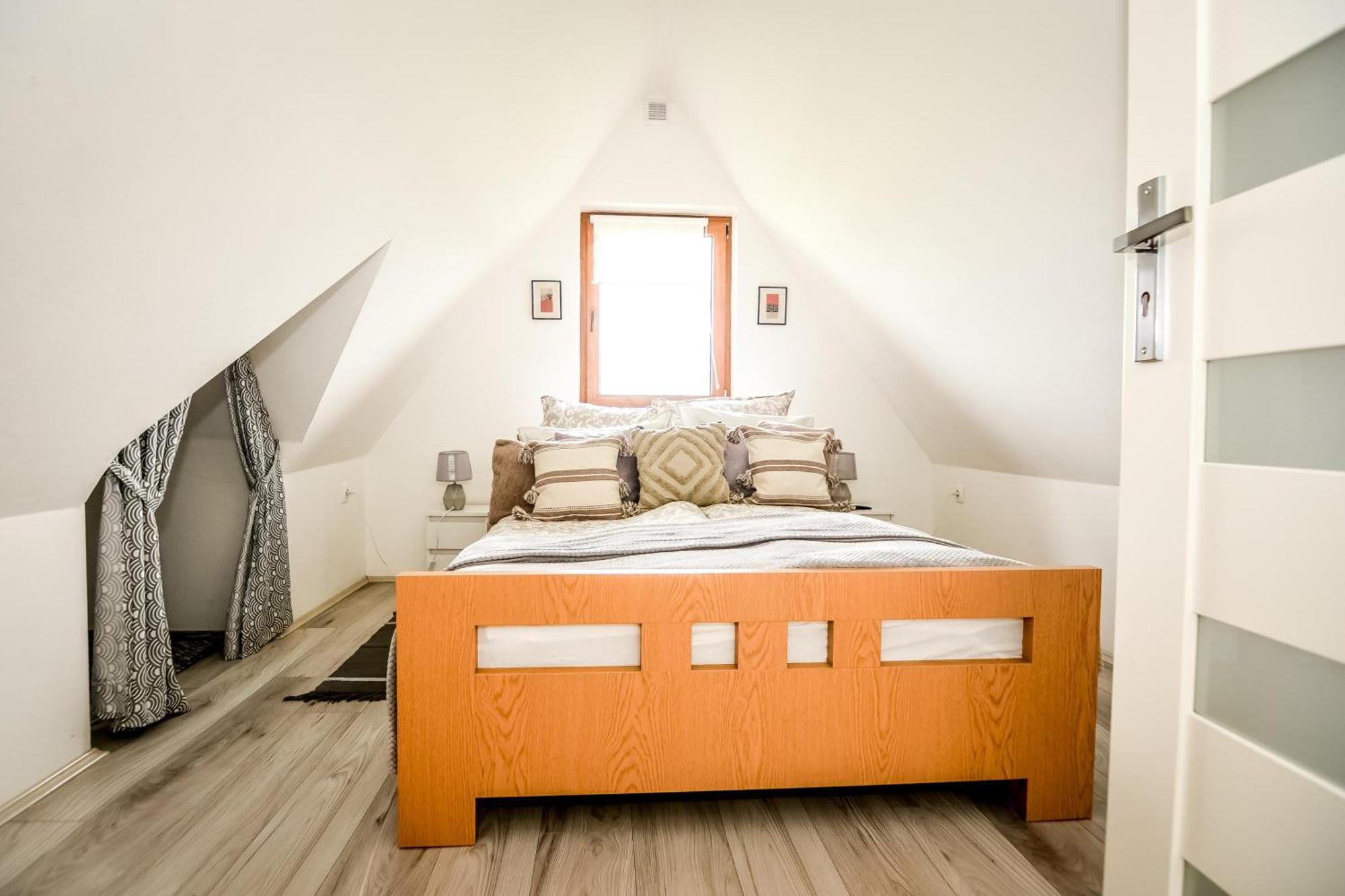 Dwupoziomowe Na Dwa Widoki Z Jacuzzi & Sauna Apartment